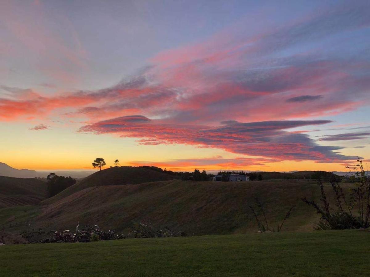Hilltop Whakaipo Estate Taupo Bagian luar foto