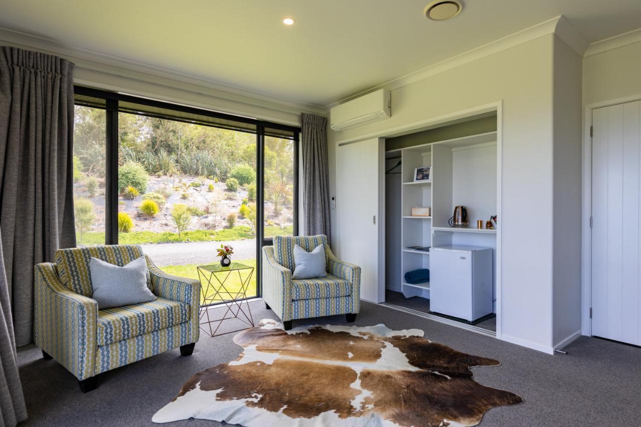 Hilltop Whakaipo Estate Taupo Bagian luar foto